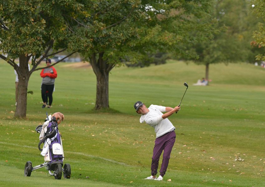 State Golf Roundup - Watertown, Dakota Valley lead after Day 1 of state tournaments 